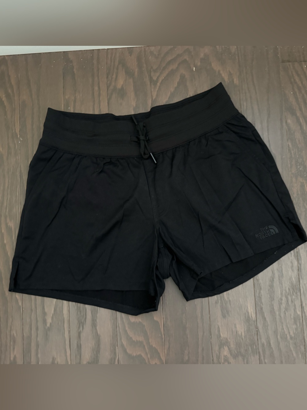 NWT The North Face Aphrodite Motion Shorts - Women’s Size Small in Black